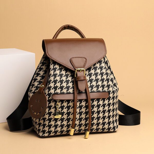 Chic Voyager™ Houndstooth Backpack: Elegance on the Move